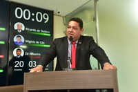 Vereador Omar Nogueira cobra pagamento de empresa contratada pela Prefeitura