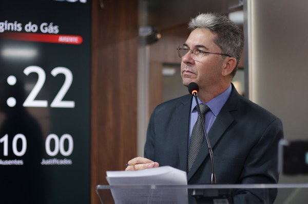 Vereador Ozaniel Mesquita celebra inauguração de escola e UBS em comunidades de Mossoró