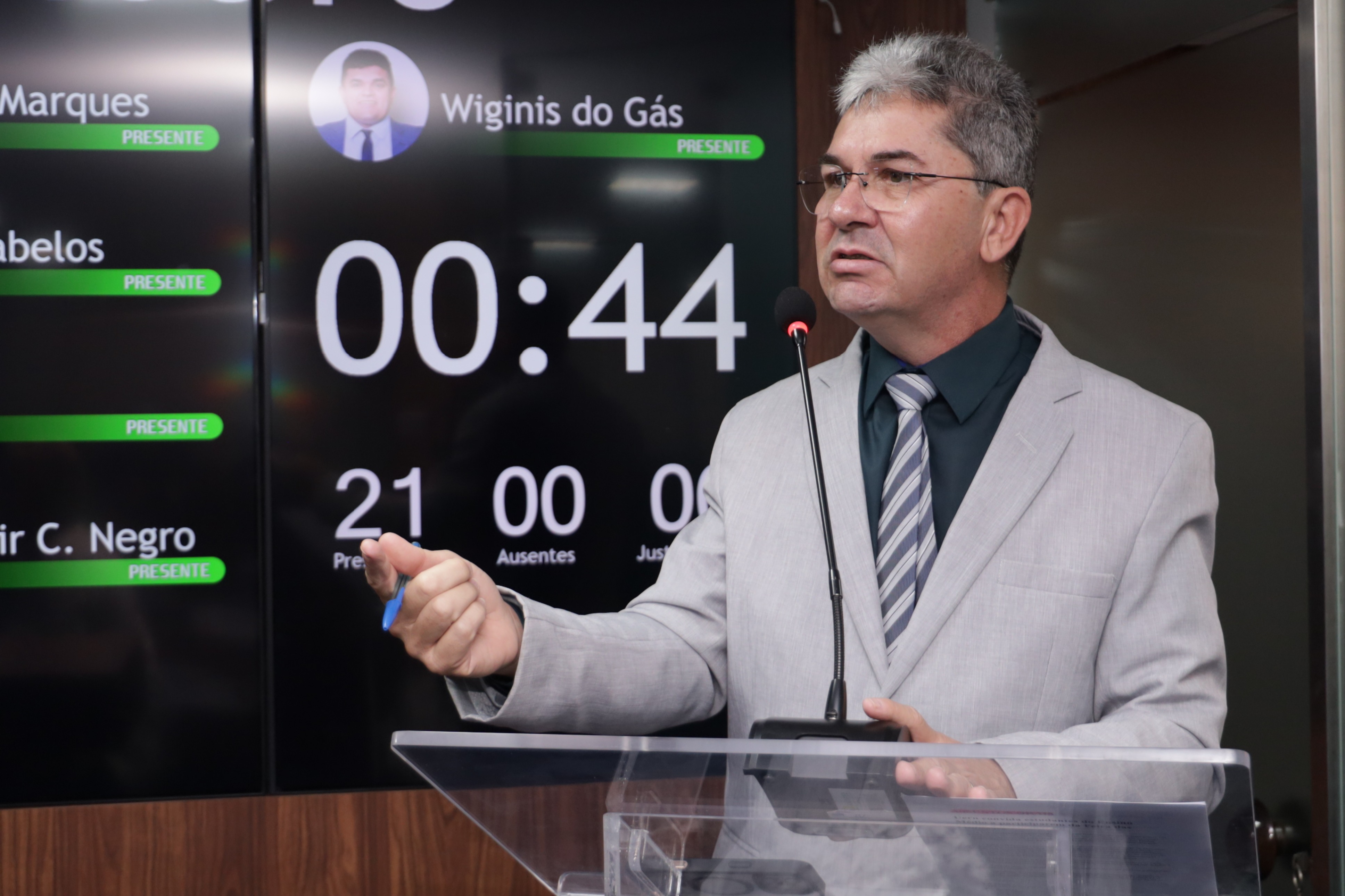 Vereador Ozaniel Mesquita cobra iluminação na BR-304 para reduzir acidentes