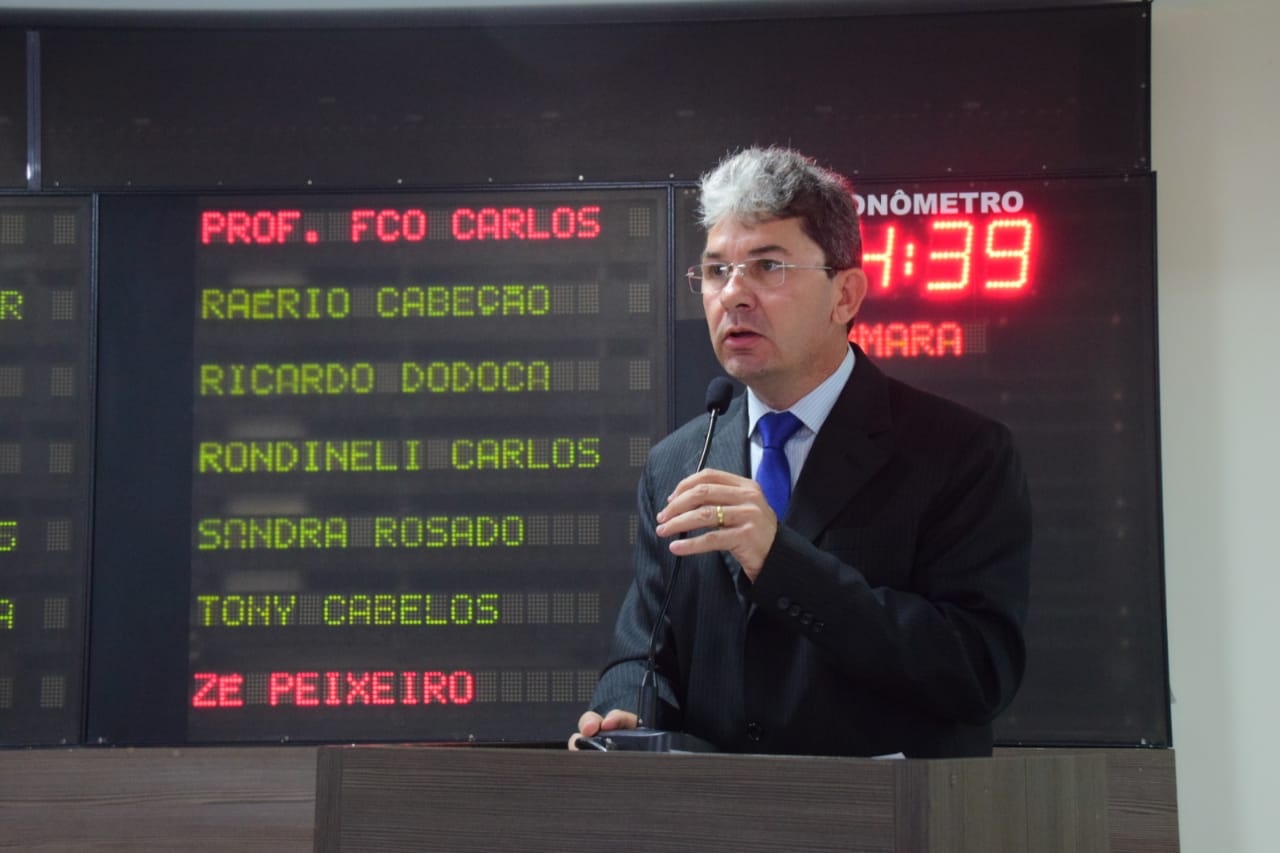 Vereador Ozaniel Mesquita encaminha pleitos da população