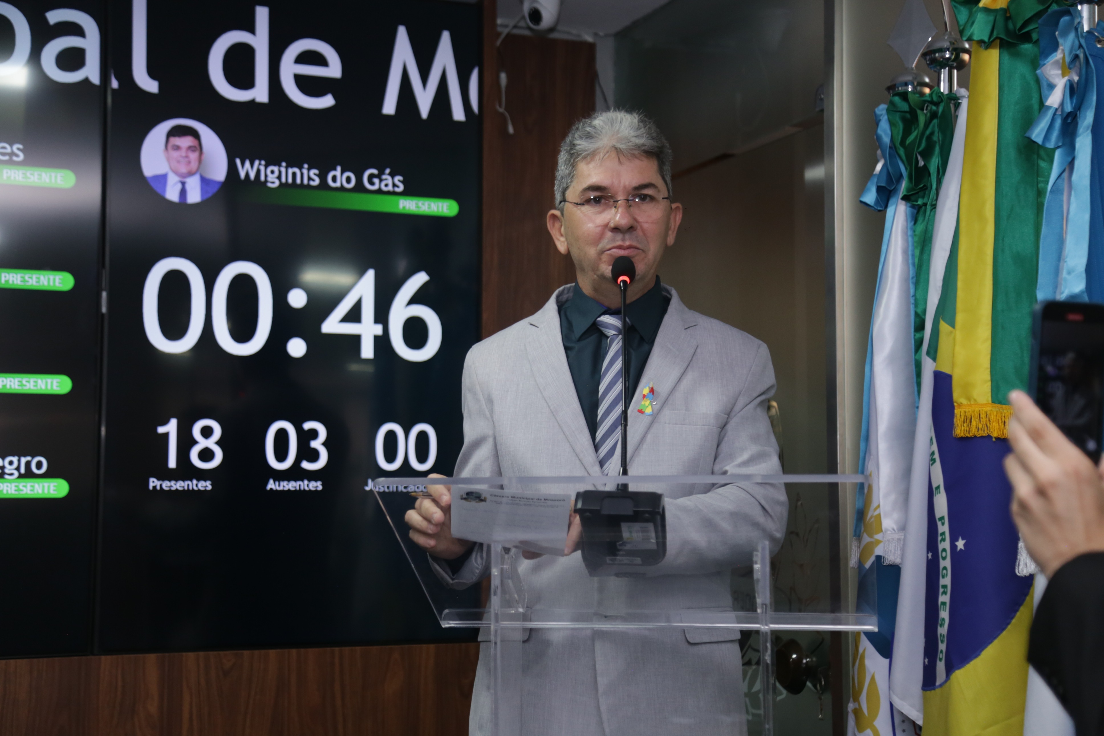 Vereador Ozaniel Mesquita solicita instalação de abrigos de passageiros em pontos estratégicos de Mossoró