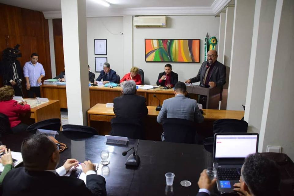 Vereador Raério solicita obras para bairros de Mossoró