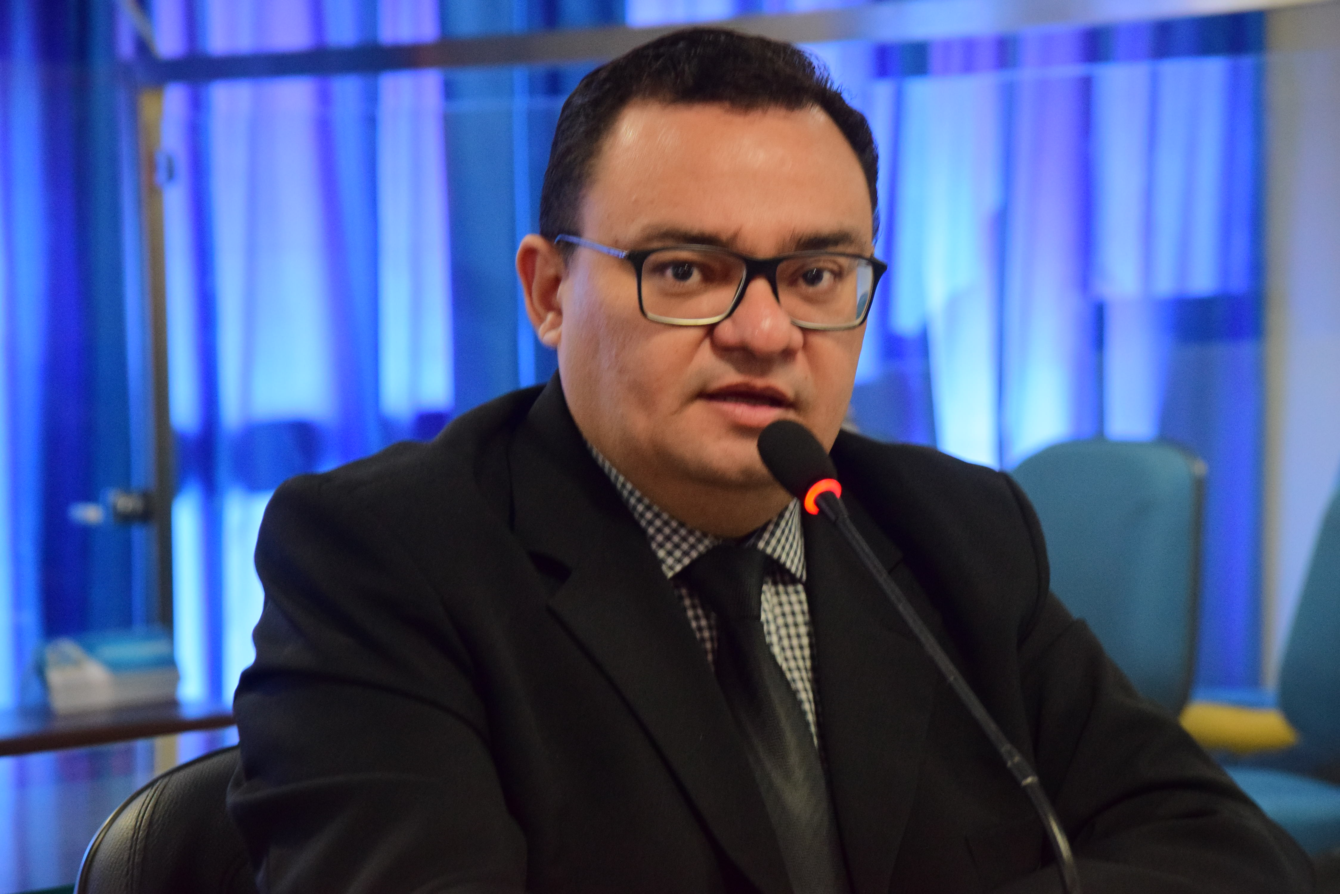 Vereador Rondinelli Carlos apresenta mais de 200 proposições em 2018