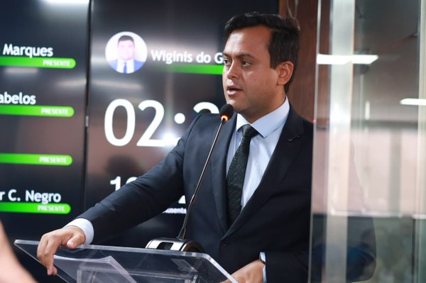 Vereador Thiago Marques ressalta lei de combate ao bullying e reforça importância da educação