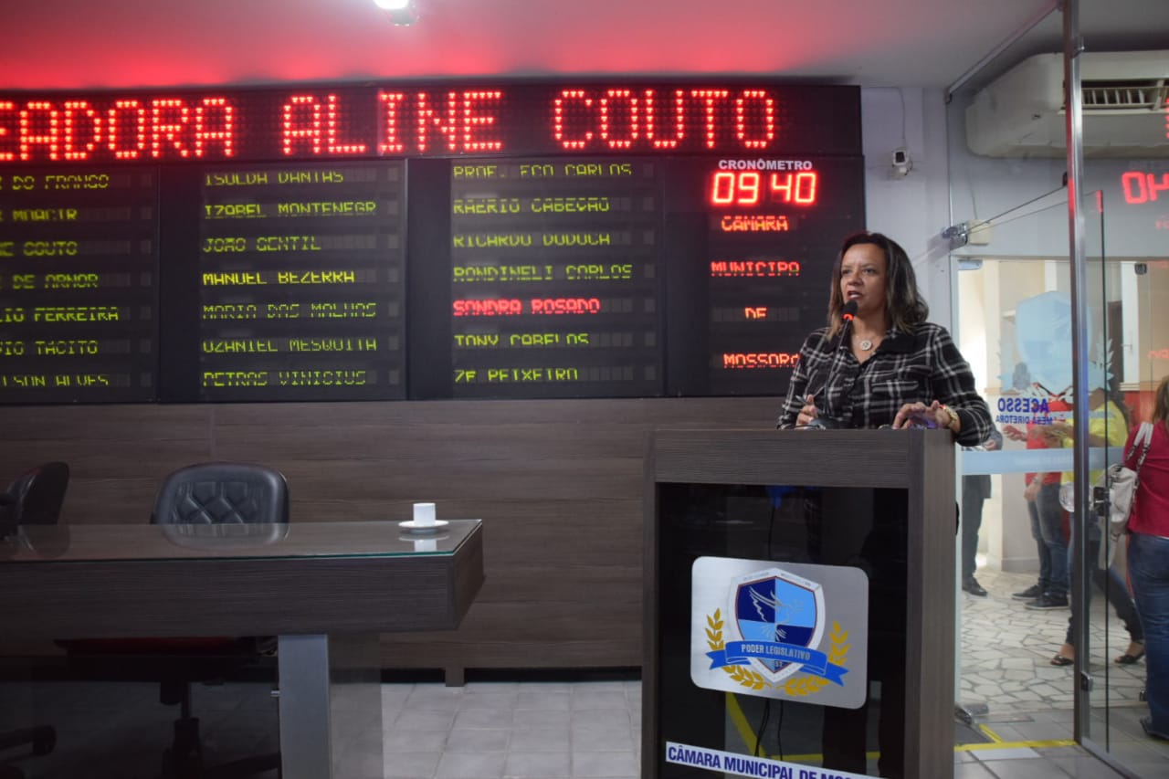 Vereadora Aline Couto fala de dificuldades de acesso às secretarias