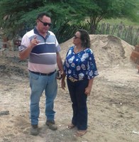 Vereadora Aline Couto pede benefícios ao bairro Barrocas