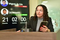 Vereadora Marleide Cunha cobra profissionais para atendimento de crianças no CAPS