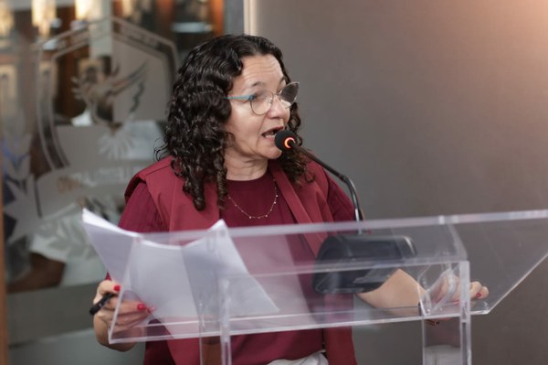 Vereadora Marleide Cunha debate projeto de lei sobre a Previ Mossoró
