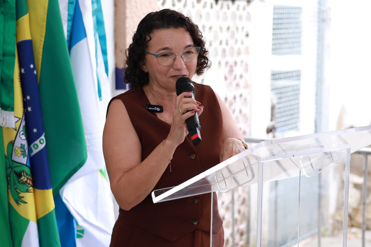 Vereadora Marleide Cunha defende eleição direta para gestores escolares na rede municipal