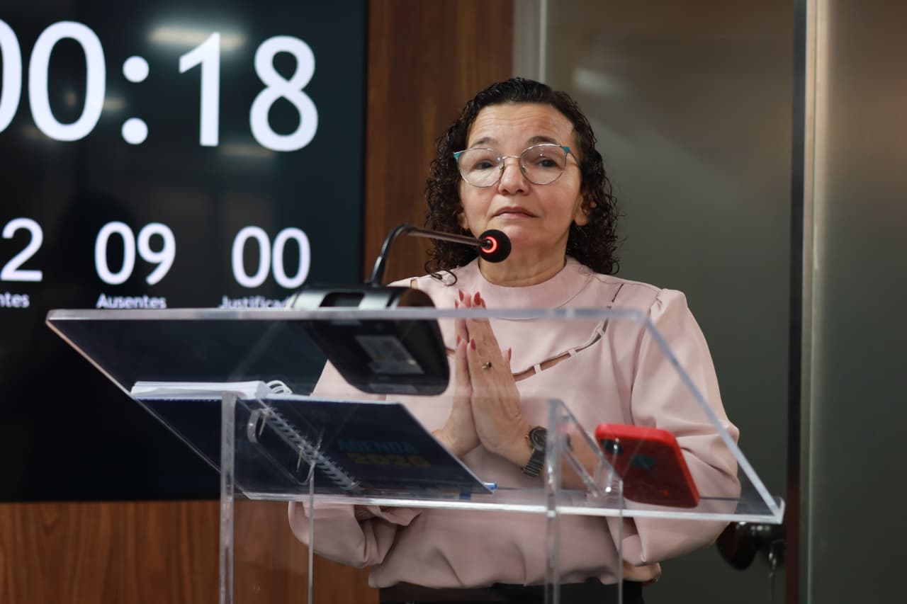 Vereadora Marleide destaca necessidade de convocação de concursados no município