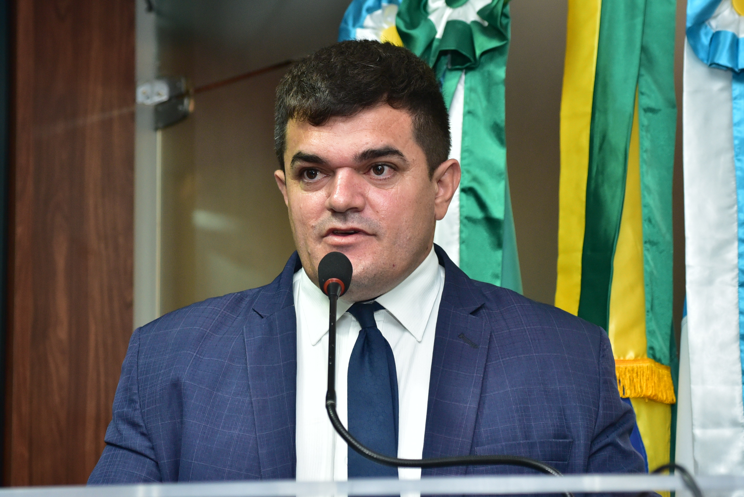 Wiginis do Gás anuncia pavimentação intertravada no Aeroporto 2